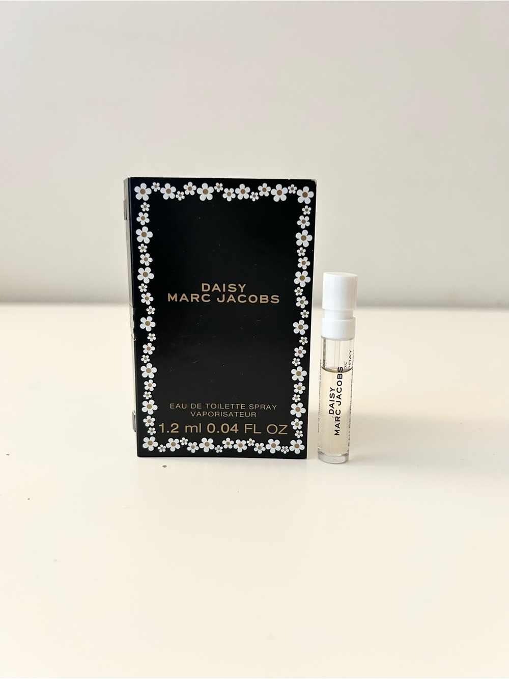 🌸MARC JACOBS Daisy EDT Vial Spray Sample 1.2 mL